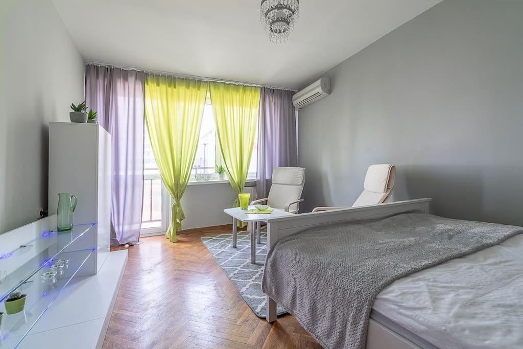 Central Station Gold Street Apartment Warschau Exterior foto