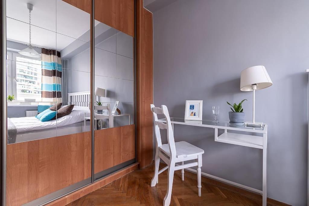 Central Station Gold Street Apartment Warschau Exterior foto
